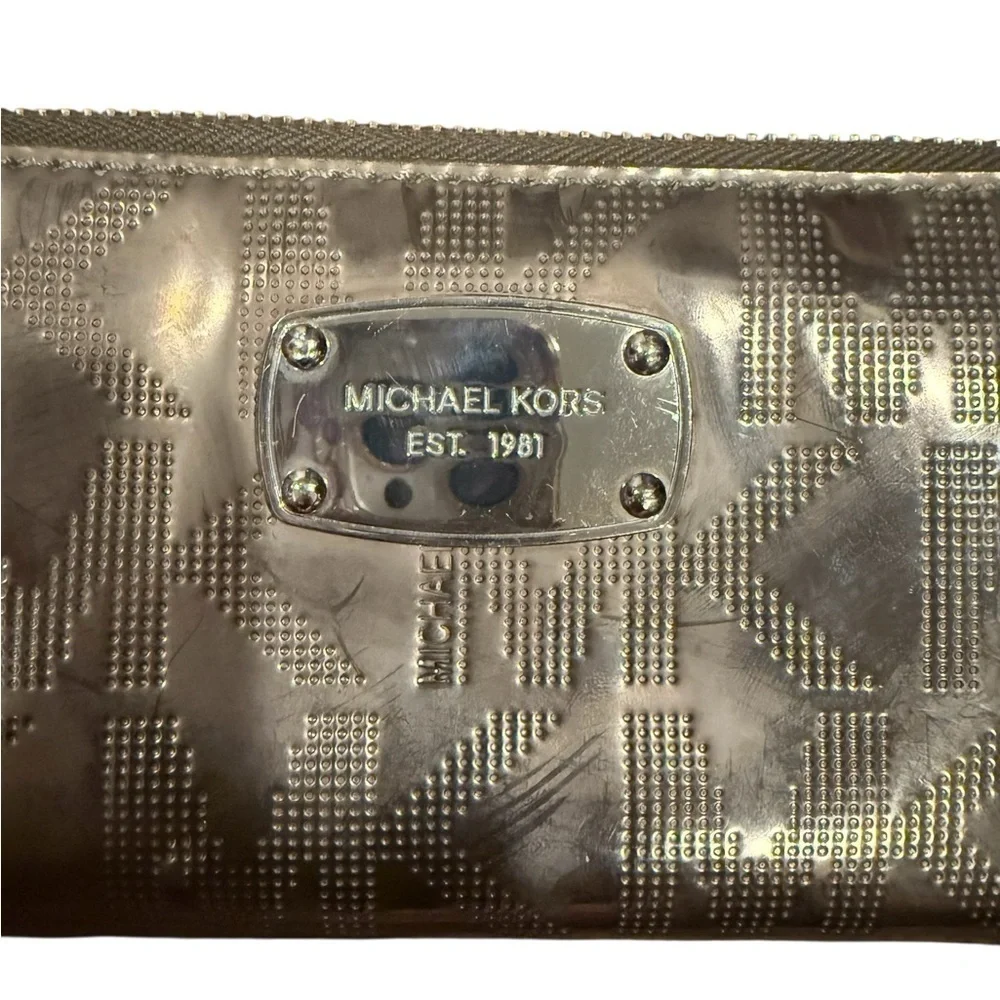 Michael Kors Silver Wristlet Wallet